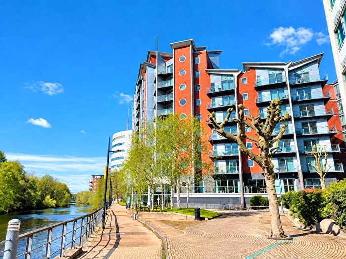 1 Bedroom Apartment For Sale In Whitehall Quay, Leeds, LS1