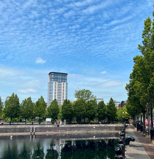 2 Bedroom Flat To Rent In Furness Quay, Salford, M50