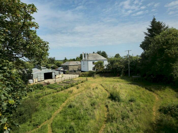 4 Bedroom House For Sale In Treglasta, Launceston, PL15