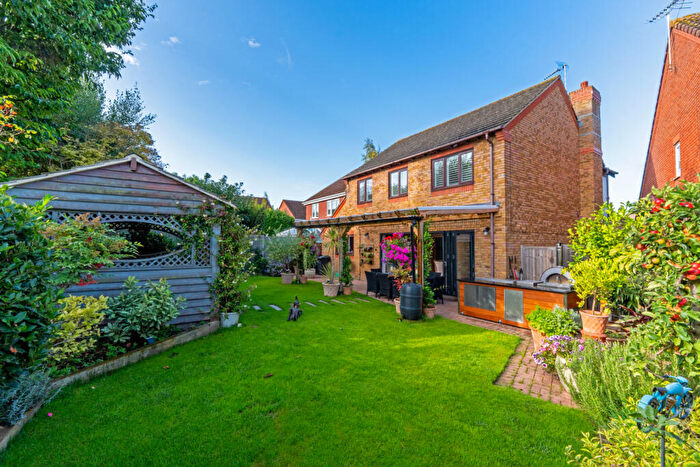 4 Bedroom Detached House For Sale In The Thatchers, Bishop's Stortford, Hertfordshire, CM23
