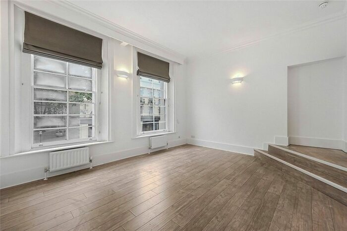 2 Bedroom Flat To Rent In New Oxford Street, London, WC1A