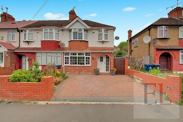 3 Bedroom End Of Terrace House To Rent In Wadham Gardens, Greenford, Greater London, UB6