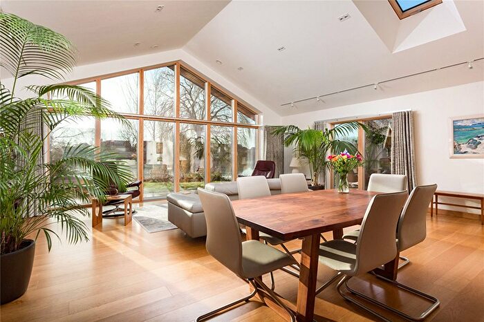 4 Bedroom Detached House For Sale In Willow Grove, York, North Yorkshire, YO31