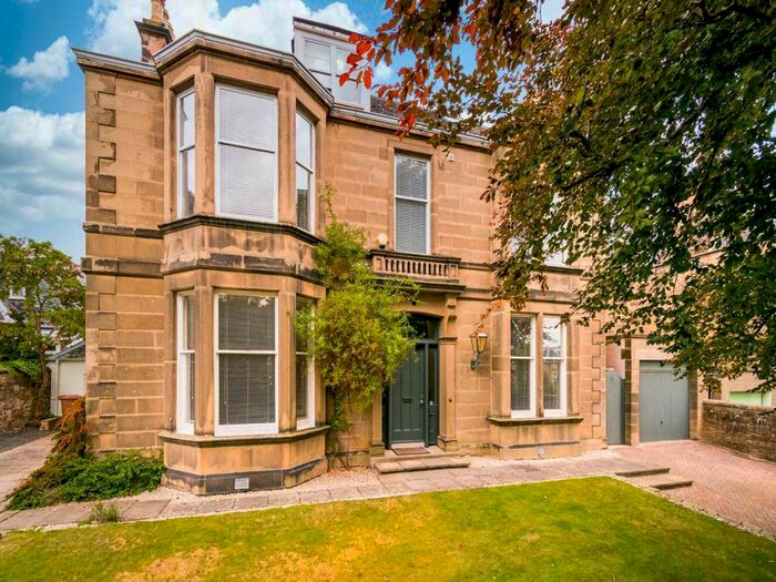3 Bedroom Flat To Rent In Mortonhall Road, Grange, Edinburgh, EH9