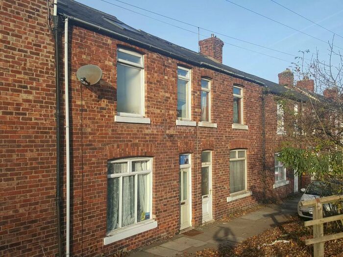 7 Bedroom Terraced House To Rent In Cross View Terrace, Nevilles Cross DH1