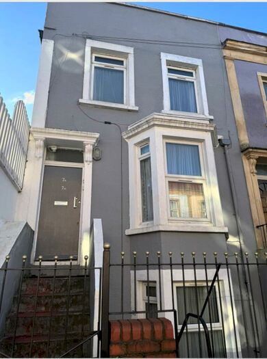 1 Bedroom Flat To Rent In Drummond Road, Bristol, BS2