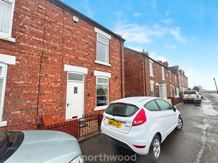 3 Bedroom Semi-Detached House To Rent In West Street, Thorne, Doncaster, DN8