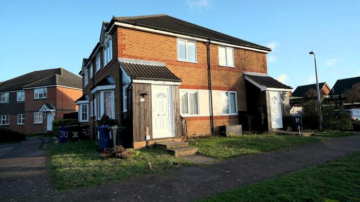 1 Bedroom Semi-Detached House To Rent In Dudley Close, Chafford Hundred, Grays, RM16