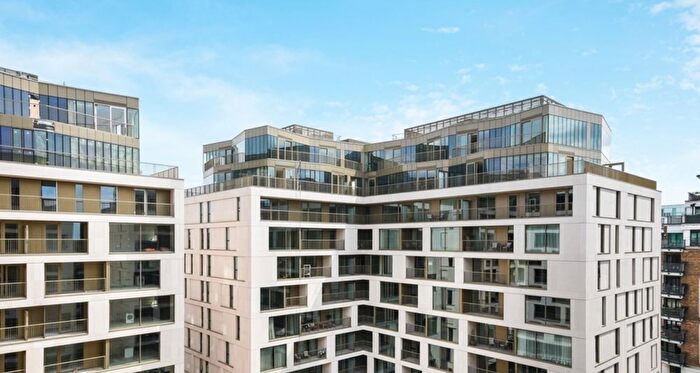 1 Bedroom Flat To Rent In Warwick Lane, High Street Kensington, W14
