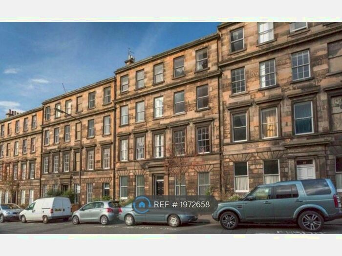 5 Bedroom Flat To Rent In Lutton Place, Edinburgh, EH8