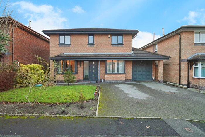 4 Bedroom Detached House For Sale In Dale Lee, Bolton, Lancashire, BL5