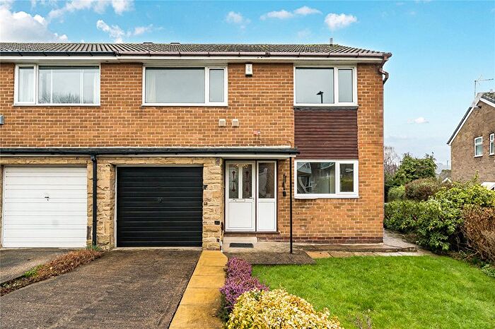4 Bedroom Semi Detached House For Sale In Montfort Close, Horsforth, Leeds, West Yorkshire, LS18