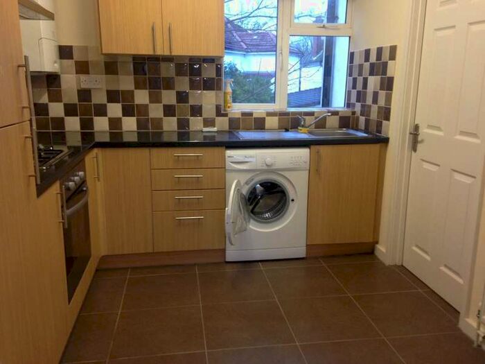 1 Bedroom Flat To Rent In Cowper Court, North Watford, WD24