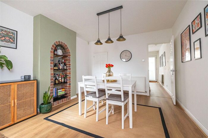 3 Bedroom Terraced House For Sale In Melville Road, Maidstone, Kent, ME15
