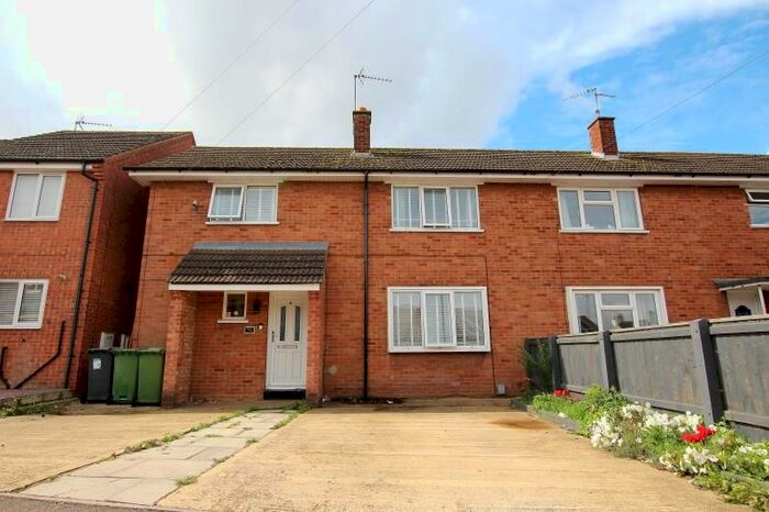 3 Bedroom End Of Terrace House To Rent In Thistle Drive, Peterborough, Cambridgeshire, PE2