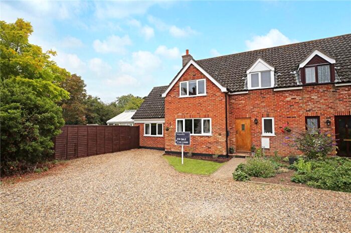 3 Bedroom Semi-Detached House For Sale In Pitts Hill Close, Saxlingham Nethergate, Norwich, Norfolk, NR15