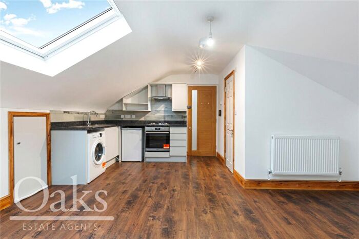 Apartment To Rent In Lower Addiscombe Road, Croydon, CR0