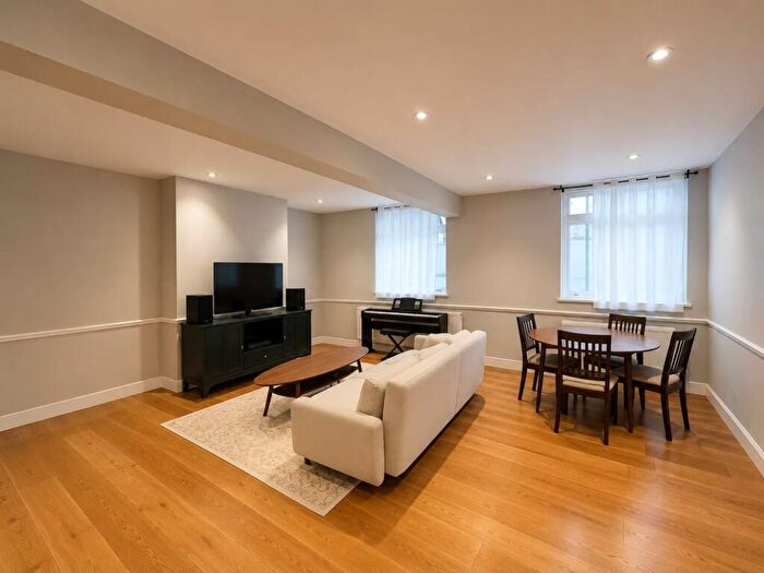 1 Bedroom Flat To Rent In Avenue Mansions, Blackheath Grove, London, SE3
