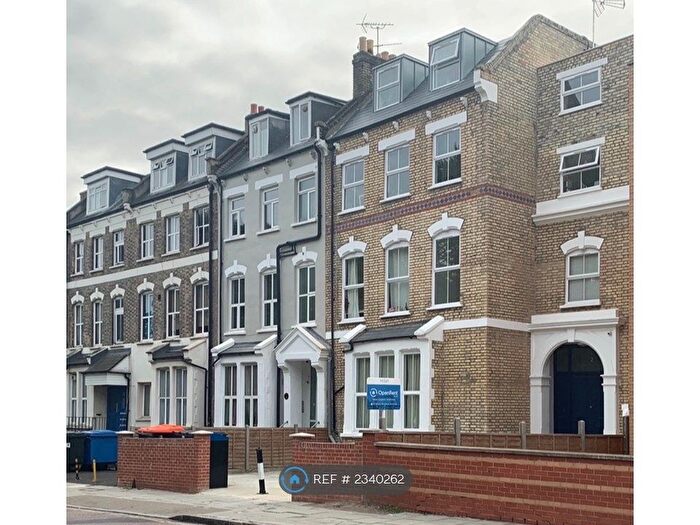 2 Bedroom Flat To Rent In Woodberry Grove, London, N4