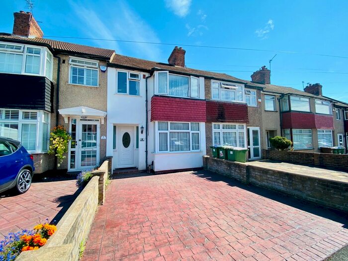3 Bedroom Terraced House To Rent In Clovelly Road, Bexleyheath DA7