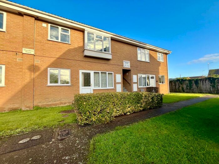 2 Bedroom Flat To Rent In St. Johns Chase, March, PE15