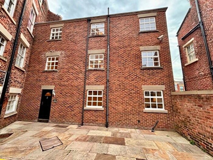 2 Bedroom Semi-Detached House To Rent In Fishergate Hill, Preston, PR1