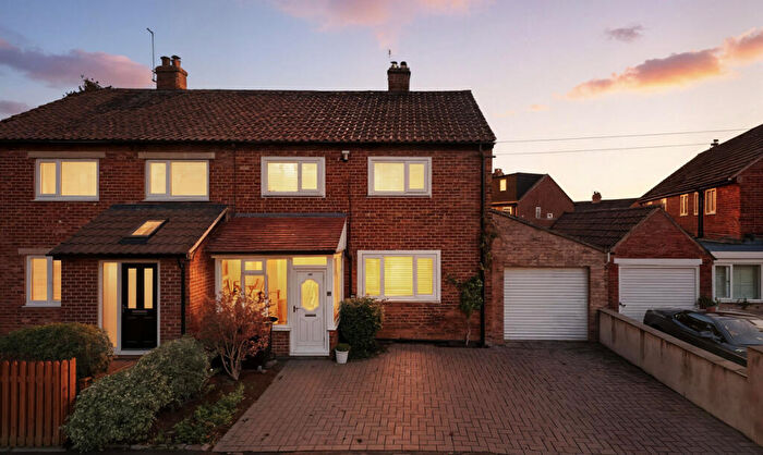 4 Bedroom Semi Detached House For Sale In Harlow Avenue, Harrogate, HG2