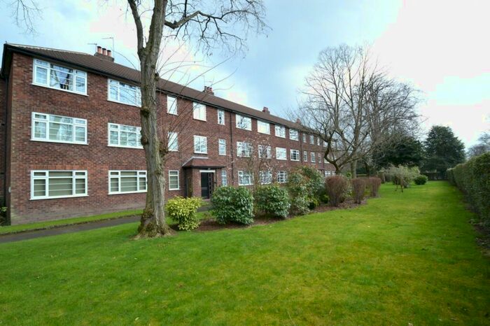 2 Bedroom Apartment To Rent In Northenden Road, Sale, M33