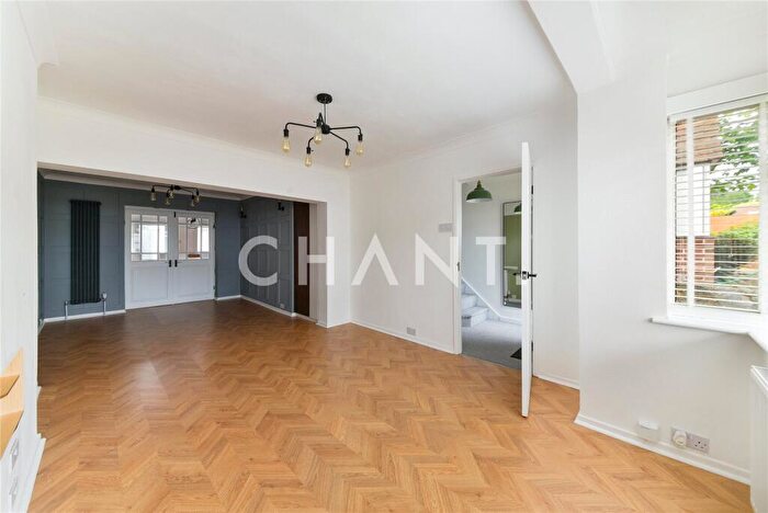 3 Bedroom Terraced House To Rent In Lord Street, Hoddesdon, Hertfordshire, EN11