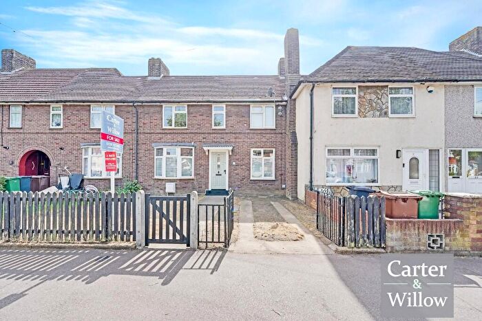 2 Bedroom Terraced House For Sale In Parsloes Avenue, Dagenham, RM9