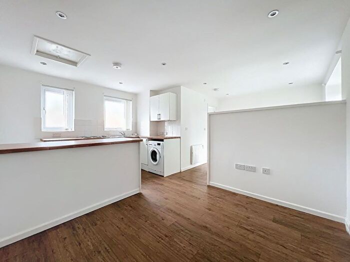 Studio To Rent In Willow Grove, St. Mellons, CF3
