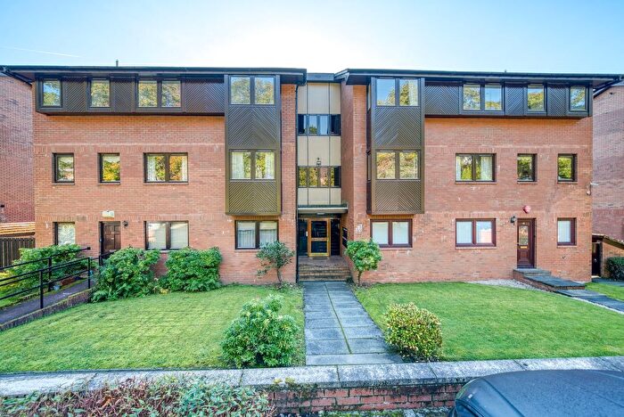 2 Bedroom Flat For Sale In Maxton Grove, Barrhead, G78
