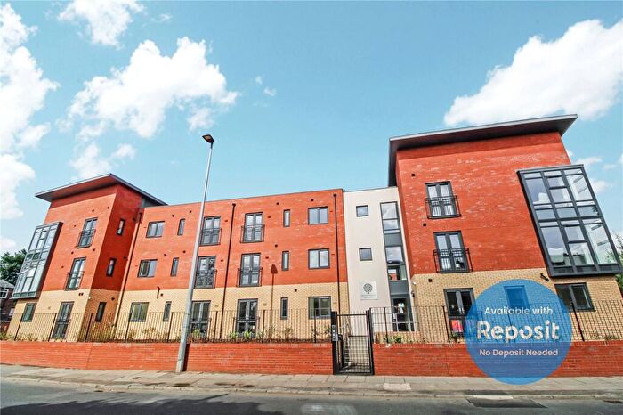 2 Bedroom Flat To Rent In Lower Broughton Road, Salford, M7