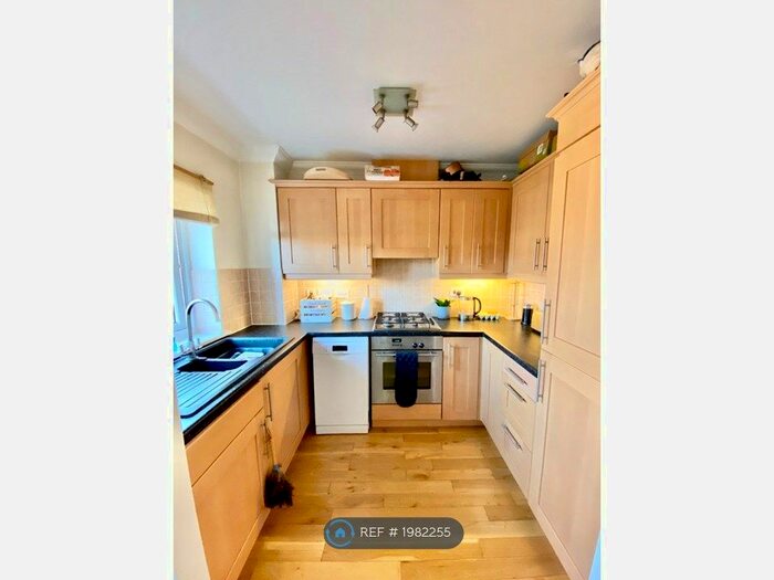 1 Bedroom Maisonette To Rent In Vears Lane, Colden Common, Winchester, SO21