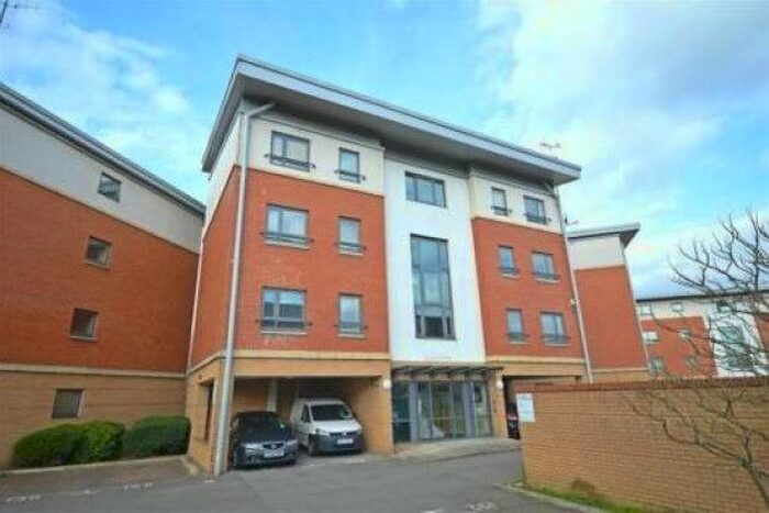 2 Bedroom Flat To Rent In West Cotton Close, Northampton, NN4