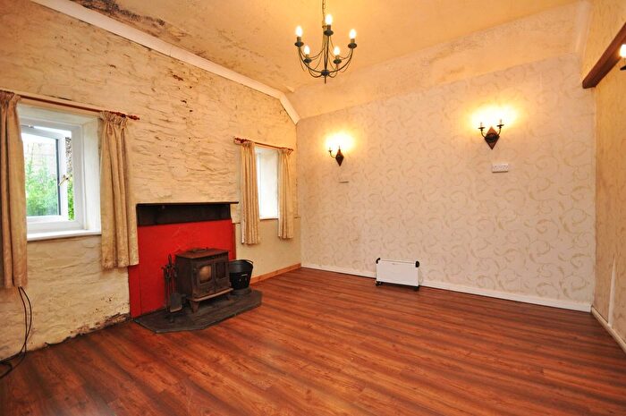 2 Bedroom Cottage For Sale In St. John Street, Whithorn, DG8