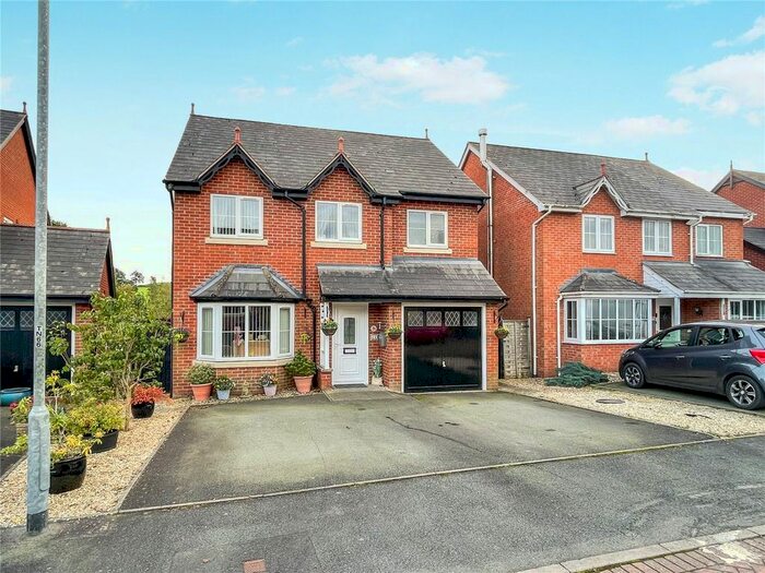 4 Bedroom Detached House For Sale In Cae Melyn, Tregynon, Newtown, Powys, SY16