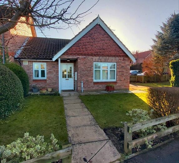 2 Bedroom Bungalow For Sale In Carrs Meadow, Escrick, York YO19