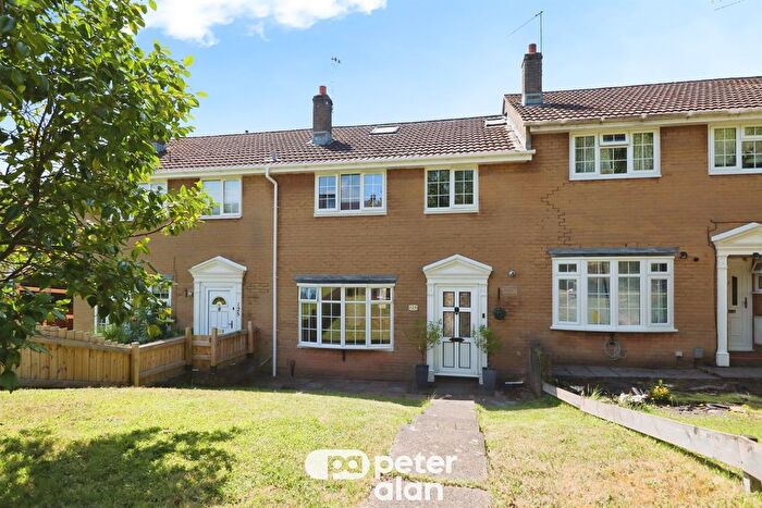 4 Bedroom Terraced House For Sale In Glyn Eiddew, Cardiff, CF23