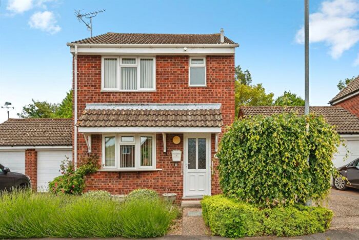 3 Bedroom Detached House For Sale In Petre Close, North Walsham, NR28