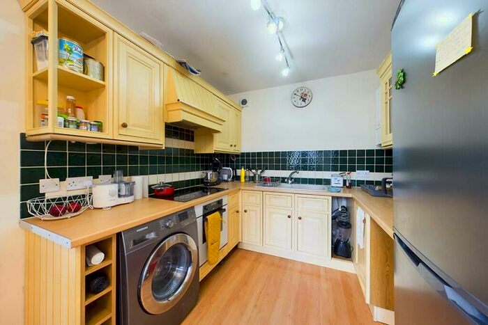 1 Bedroom House To Rent In Lobelia Road, Southampton, SO16
