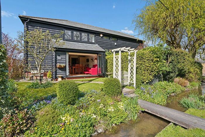 3 Bedroom Property For Sale In The Causeway, Steventon, OX13