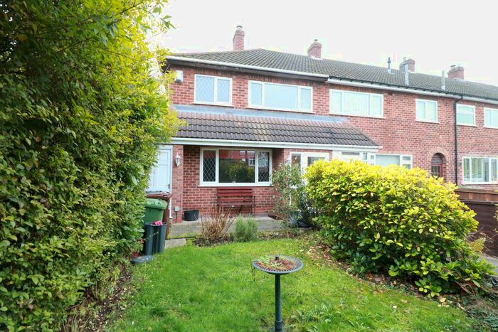 3 Bedroom End Of Terrace House To Rent In Lincoln Road North, Birmingham, B27