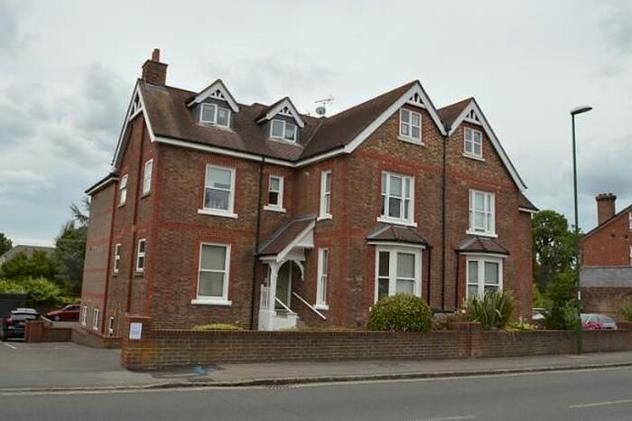 1 Bedroom Flat To Rent In High Seat Copse, High Street, Billingshurst, RH14