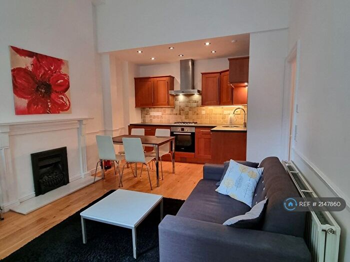 1 Bedroom Flat To Rent In Kennington Park Road, London, SE11