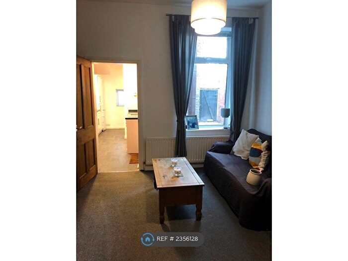 2 Bedroom Flat To Rent In Jesmond, Newcastle Upon Tyne, NE2