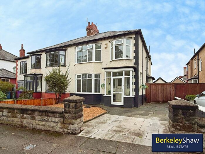 4 Bedroom Semi-Detached House For Sale In Aigburth Hall Avenue, Liverpool, L19