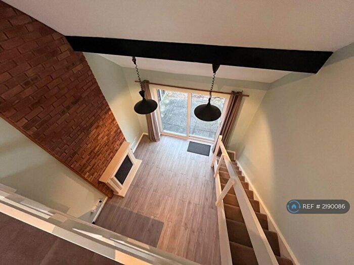 1 Bedroom Terraced House To Rent In Foxtail Close, Stratford-Upon-Avon, CV37