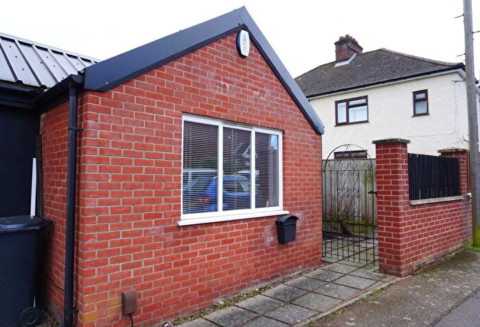 Studio To Rent In Bellsize Road Norwich, Norfolk, NR1