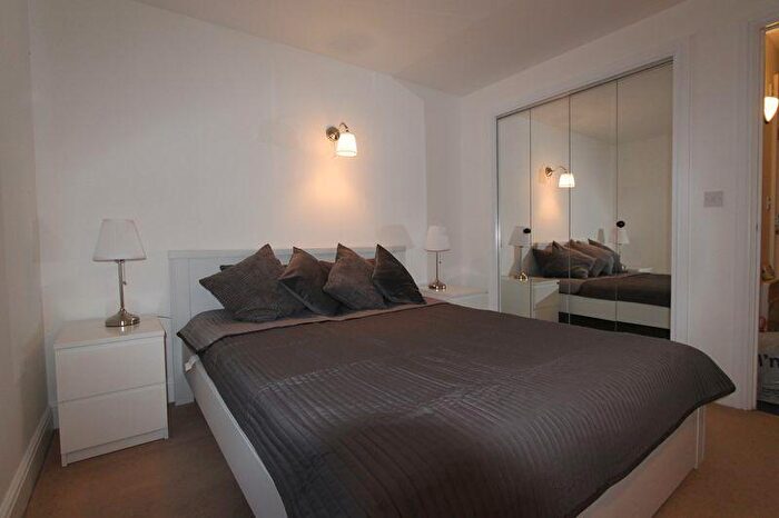 1 Bedroom Flat To Rent In Cornell Building, Aldgate Triange, Aldgate, London, E1